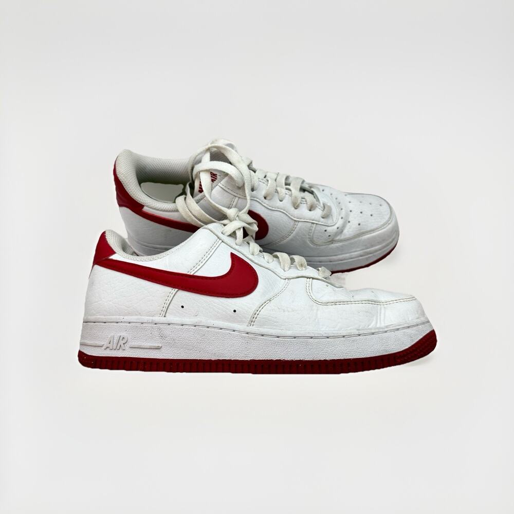 Nike Air Force 1 ‘07 ‘White/Varsity Red’ Low Women’s Casual Shoe Size 7 US